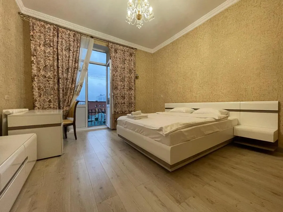 Home Apart, Komsomolskaya Minsk 0*,