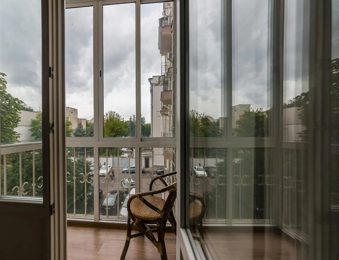 Home Apart, Komsomolskaya Minsk